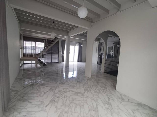 ประกาศฟรี! ซื้อ-ขาย-เช่า คอนโด บ้าน ทาวน์โฮม ที่ดิน และพื้นที่เชิงพาณิชย์ทั่วประเทศไทย ทุกทำเล ทุกงบประมาณ ไม่มีค่าใช้จ่าย ลงง่าย ขายไว เข้าถึงผู้ซื้อโดยตรง 4 501636pic3.jpg