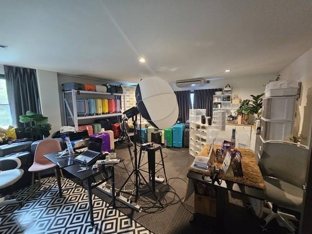 ประกาศฟรี! ซื้อ-ขาย-เช่า คอนโด บ้าน ทาวน์โฮม ที่ดิน และพื้นที่เชิงพาณิชย์ทั่วประเทศไทย ทุกทำเล ทุกงบประมาณ ไม่มีค่าใช้จ่าย ลงง่าย ขายไว เข้าถึงผู้ซื้อโดยตรง 4 470747pic3.jpg