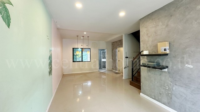 ประกาศฟรี! ซื้อ-ขาย-เช่า คอนโด บ้าน ทาวน์โฮม ที่ดิน และพื้นที่เชิงพาณิชย์ทั่วประเทศไทย ทุกทำเล ทุกงบประมาณ ไม่มีค่าใช้จ่าย ลงง่าย ขายไว เข้าถึงผู้ซื้อโดยตรง 4 285936pic3.jpg