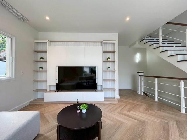 ประกาศฟรี! ซื้อ-ขาย-เช่า คอนโด บ้าน ทาวน์โฮม ที่ดิน และพื้นที่เชิงพาณิชย์ทั่วประเทศไทย ทุกทำเล ทุกงบประมาณ ไม่มีค่าใช้จ่าย ลงง่าย ขายไว เข้าถึงผู้ซื้อโดยตรง 3 291136pic2.jpg