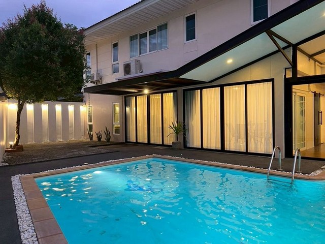 ประกาศฟรี! ซื้อ-ขาย-เช่า คอนโด บ้าน ทาวน์โฮม ที่ดิน และพื้นที่เชิงพาณิชย์ทั่วประเทศไทย ทุกทำเล ทุกงบประมาณ ไม่มีค่าใช้จ่าย ลงง่าย ขายไว เข้าถึงผู้ซื้อโดยตรง 3 225920pic2.jpg