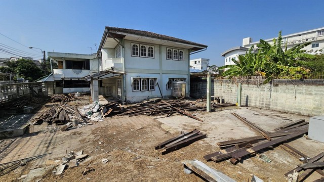 ประกาศฟรี! ซื้อ-ขาย-เช่า คอนโด บ้าน ทาวน์โฮม ที่ดิน และพื้นที่เชิงพาณิชย์ทั่วประเทศไทย ทุกทำเล ทุกงบประมาณ ไม่มีค่าใช้จ่าย ลงง่าย ขายไว เข้าถึงผู้ซื้อโดยตรง 5 284104pic4.jpg