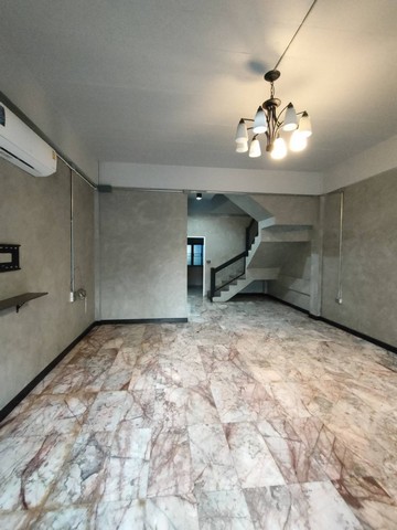 ประกาศฟรี! ซื้อ-ขาย-เช่า คอนโด บ้าน ทาวน์โฮม ที่ดิน และพื้นที่เชิงพาณิชย์ทั่วประเทศไทย ทุกทำเล ทุกงบประมาณ ไม่มีค่าใช้จ่าย ลงง่าย ขายไว เข้าถึงผู้ซื้อโดยตรง 3 501675pic2.jpg