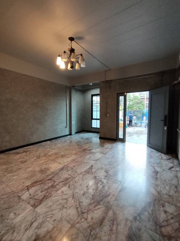 ประกาศฟรี! ซื้อ-ขาย-เช่า คอนโด บ้าน ทาวน์โฮม ที่ดิน และพื้นที่เชิงพาณิชย์ทั่วประเทศไทย ทุกทำเล ทุกงบประมาณ ไม่มีค่าใช้จ่าย ลงง่าย ขายไว เข้าถึงผู้ซื้อโดยตรง 4 501675pic3.jpg