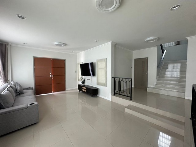 ประกาศฟรี! ซื้อ-ขาย-เช่า คอนโด บ้าน ทาวน์โฮม ที่ดิน และพื้นที่เชิงพาณิชย์ทั่วประเทศไทย ทุกทำเล ทุกงบประมาณ ไม่มีค่าใช้จ่าย ลงง่าย ขายไว เข้าถึงผู้ซื้อโดยตรง 3 288660pic2.jpg