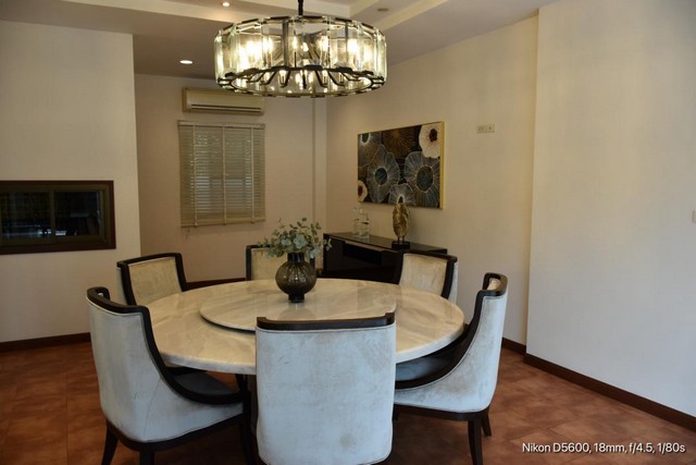 ประกาศฟรี! ซื้อ-ขาย-เช่า คอนโด บ้าน ทาวน์โฮม ที่ดิน และพื้นที่เชิงพาณิชย์ทั่วประเทศไทย ทุกทำเล ทุกงบประมาณ ไม่มีค่าใช้จ่าย ลงง่าย ขายไว เข้าถึงผู้ซื้อโดยตรง 5 501553pic4.jpg