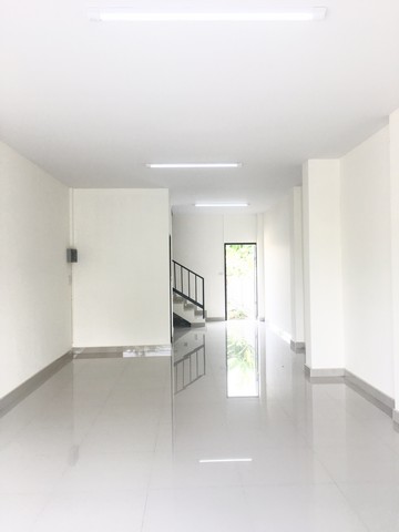 ประกาศฟรี! ซื้อ-ขาย-เช่า คอนโด บ้าน ทาวน์โฮม ที่ดิน และพื้นที่เชิงพาณิชย์ทั่วประเทศไทย ทุกทำเล ทุกงบประมาณ ไม่มีค่าใช้จ่าย ลงง่าย ขายไว เข้าถึงผู้ซื้อโดยตรง 5 304103pic4.jpg