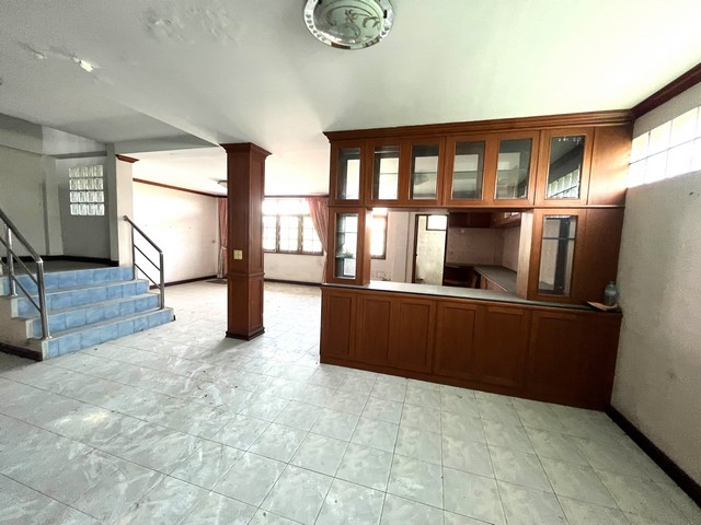 ประกาศฟรี! ซื้อ-ขาย-เช่า คอนโด บ้าน ทาวน์โฮม ที่ดิน และพื้นที่เชิงพาณิชย์ทั่วประเทศไทย ทุกทำเล ทุกงบประมาณ ไม่มีค่าใช้จ่าย ลงง่าย ขายไว เข้าถึงผู้ซื้อโดยตรง 4 303917pic3.jpg