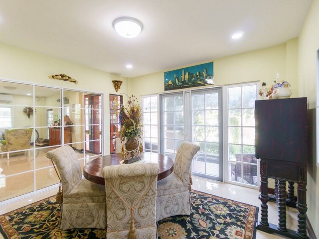 ประกาศฟรี! ซื้อ-ขาย-เช่า คอนโด บ้าน ทาวน์โฮม ที่ดิน และพื้นที่เชิงพาณิชย์ทั่วประเทศไทย ทุกทำเล ทุกงบประมาณ ไม่มีค่าใช้จ่าย ลงง่าย ขายไว เข้าถึงผู้ซื้อโดยตรง 2 303945pic1.jpg