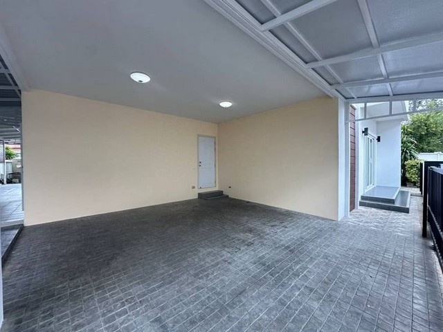 ประกาศฟรี! ซื้อ-ขาย-เช่า คอนโด บ้าน ทาวน์โฮม ที่ดิน และพื้นที่เชิงพาณิชย์ทั่วประเทศไทย ทุกทำเล ทุกงบประมาณ ไม่มีค่าใช้จ่าย ลงง่าย ขายไว เข้าถึงผู้ซื้อโดยตรง 3 226235pic2.jpg