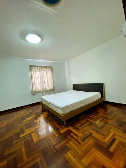 ประกาศฟรี! ซื้อ-ขาย-เช่า คอนโด บ้าน ทาวน์โฮม ที่ดิน และพื้นที่เชิงพาณิชย์ทั่วประเทศไทย ทุกทำเล ทุกงบประมาณ ไม่มีค่าใช้จ่าย ลงง่าย ขายไว เข้าถึงผู้ซื้อโดยตรง 5 226241pic4.jpg