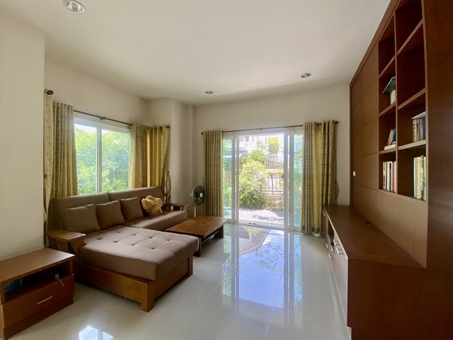 ประกาศฟรี! ซื้อ-ขาย-เช่า คอนโด บ้าน ทาวน์โฮม ที่ดิน และพื้นที่เชิงพาณิชย์ทั่วประเทศไทย ทุกทำเล ทุกงบประมาณ ไม่มีค่าใช้จ่าย ลงง่าย ขายไว เข้าถึงผู้ซื้อโดยตรง 2 304224pic1.jpg