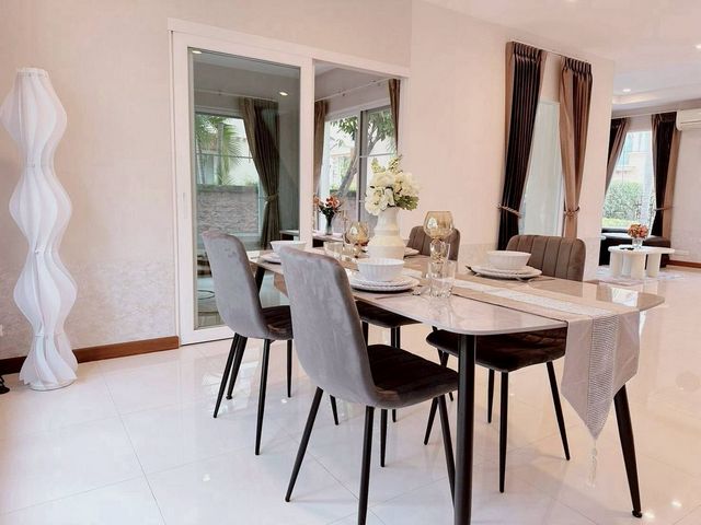 ประกาศฟรี! ซื้อ-ขาย-เช่า คอนโด บ้าน ทาวน์โฮม ที่ดิน และพื้นที่เชิงพาณิชย์ทั่วประเทศไทย ทุกทำเล ทุกงบประมาณ ไม่มีค่าใช้จ่าย ลงง่าย ขายไว เข้าถึงผู้ซื้อโดยตรง 5 226293pic4.jpg