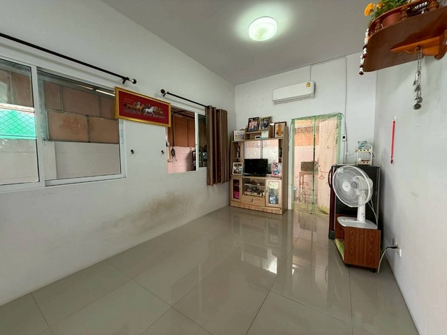 ประกาศฟรี! ซื้อ-ขาย-เช่า คอนโด บ้าน ทาวน์โฮม ที่ดิน และพื้นที่เชิงพาณิชย์ทั่วประเทศไทย ทุกทำเล ทุกงบประมาณ ไม่มีค่าใช้จ่าย ลงง่าย ขายไว เข้าถึงผู้ซื้อโดยตรง 4 304281pic3.jpg