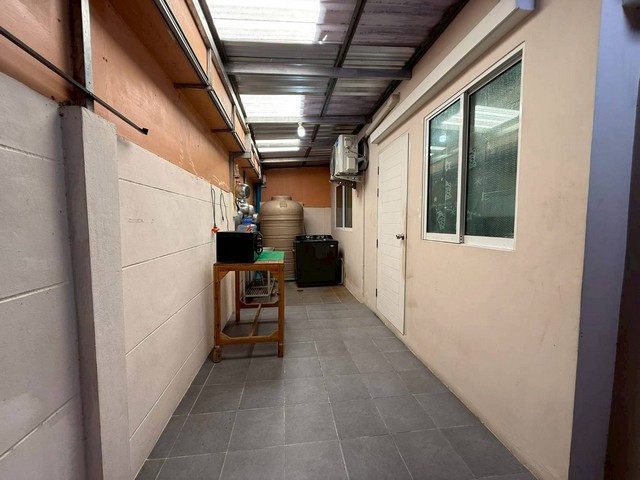 ประกาศฟรี! ซื้อ-ขาย-เช่า คอนโด บ้าน ทาวน์โฮม ที่ดิน และพื้นที่เชิงพาณิชย์ทั่วประเทศไทย ทุกทำเล ทุกงบประมาณ ไม่มีค่าใช้จ่าย ลงง่าย ขายไว เข้าถึงผู้ซื้อโดยตรง 5 304281pic4.jpg