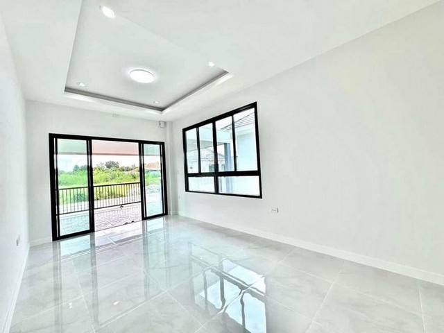 ประกาศฟรี! ซื้อ-ขาย-เช่า คอนโด บ้าน ทาวน์โฮม ที่ดิน และพื้นที่เชิงพาณิชย์ทั่วประเทศไทย ทุกทำเล ทุกงบประมาณ ไม่มีค่าใช้จ่าย ลงง่าย ขายไว เข้าถึงผู้ซื้อโดยตรง 5 288881pic4.jpg