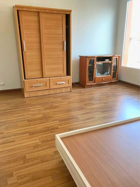 ประกาศฟรี! ซื้อ-ขาย-เช่า คอนโด บ้าน ทาวน์โฮม ที่ดิน และพื้นที่เชิงพาณิชย์ทั่วประเทศไทย ทุกทำเล ทุกงบประมาณ ไม่มีค่าใช้จ่าย ลงง่าย ขายไว เข้าถึงผู้ซื้อโดยตรง 5 226386pic4.jpg