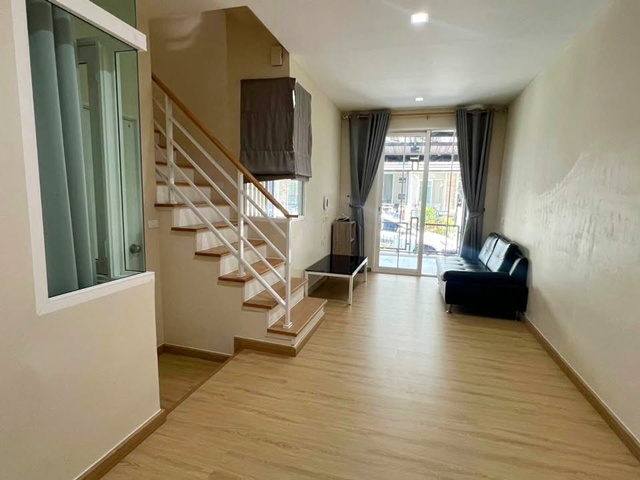 ประกาศฟรี! ซื้อ-ขาย-เช่า คอนโด บ้าน ทาวน์โฮม ที่ดิน และพื้นที่เชิงพาณิชย์ทั่วประเทศไทย ทุกทำเล ทุกงบประมาณ ไม่มีค่าใช้จ่าย ลงง่าย ขายไว เข้าถึงผู้ซื้อโดยตรง 4 226384pic3.jpg