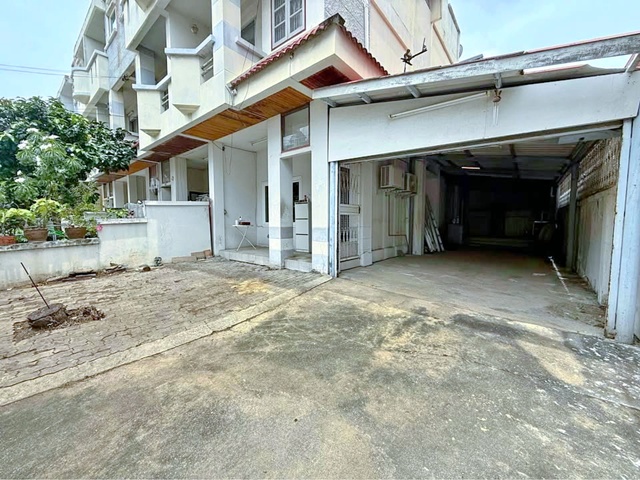 ประกาศฟรี! ซื้อ-ขาย-เช่า คอนโด บ้าน ทาวน์โฮม ที่ดิน และพื้นที่เชิงพาณิชย์ทั่วประเทศไทย ทุกทำเล ทุกงบประมาณ ไม่มีค่าใช้จ่าย ลงง่าย ขายไว เข้าถึงผู้ซื้อโดยตรง 3 226382pic2.jpg