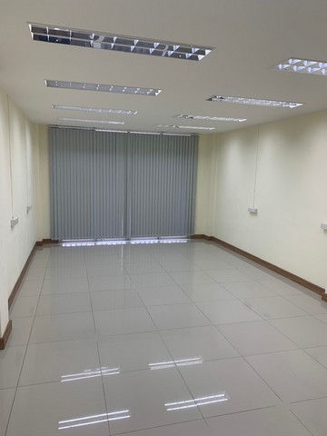 ประกาศฟรี! ซื้อ-ขาย-เช่า คอนโด บ้าน ทาวน์โฮม ที่ดิน และพื้นที่เชิงพาณิชย์ทั่วประเทศไทย ทุกทำเล ทุกงบประมาณ ไม่มีค่าใช้จ่าย ลงง่าย ขายไว เข้าถึงผู้ซื้อโดยตรง 5 304369pic4.jpg