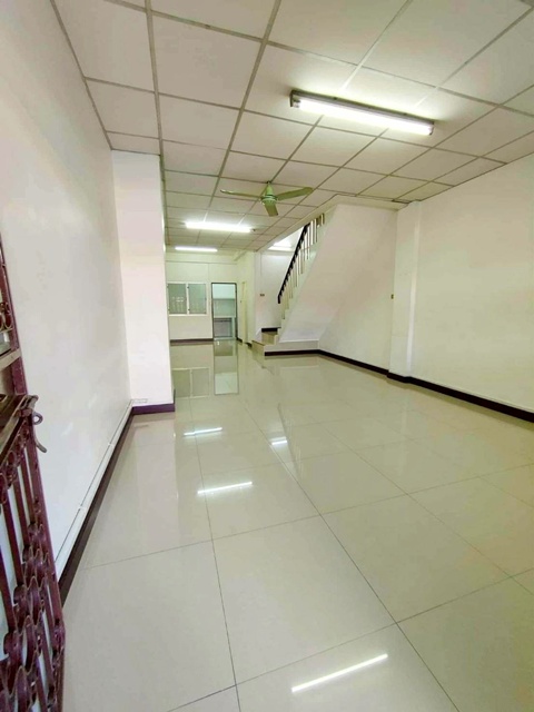 ประกาศฟรี! ซื้อ-ขาย-เช่า คอนโด บ้าน ทาวน์โฮม ที่ดิน และพื้นที่เชิงพาณิชย์ทั่วประเทศไทย ทุกทำเล ทุกงบประมาณ ไม่มีค่าใช้จ่าย ลงง่าย ขายไว เข้าถึงผู้ซื้อโดยตรง 4 226460pic3.jpg