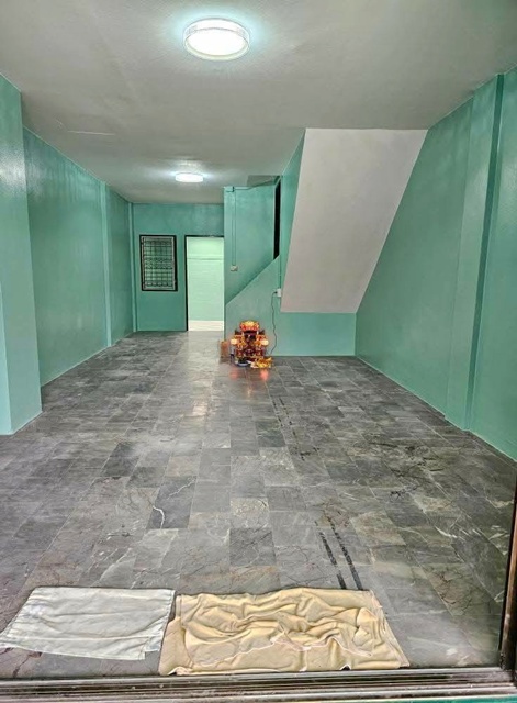 ประกาศฟรี! ซื้อ-ขาย-เช่า คอนโด บ้าน ทาวน์โฮม ที่ดิน และพื้นที่เชิงพาณิชย์ทั่วประเทศไทย ทุกทำเล ทุกงบประมาณ ไม่มีค่าใช้จ่าย ลงง่าย ขายไว เข้าถึงผู้ซื้อโดยตรง 2 226448pic1.jpg