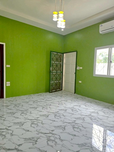 ประกาศฟรี! ซื้อ-ขาย-เช่า คอนโด บ้าน ทาวน์โฮม ที่ดิน และพื้นที่เชิงพาณิชย์ทั่วประเทศไทย ทุกทำเล ทุกงบประมาณ ไม่มีค่าใช้จ่าย ลงง่าย ขายไว เข้าถึงผู้ซื้อโดยตรง 5 226421pic4.jpg