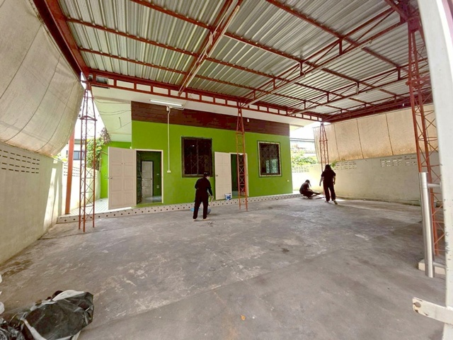 ประกาศฟรี! ซื้อ-ขาย-เช่า คอนโด บ้าน ทาวน์โฮม ที่ดิน และพื้นที่เชิงพาณิชย์ทั่วประเทศไทย ทุกทำเล ทุกงบประมาณ ไม่มีค่าใช้จ่าย ลงง่าย ขายไว เข้าถึงผู้ซื้อโดยตรง 2 226420pic1.jpg