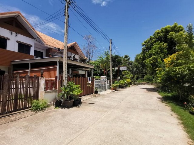 ประกาศฟรี! ซื้อ-ขาย-เช่า คอนโด บ้าน ทาวน์โฮม ที่ดิน และพื้นที่เชิงพาณิชย์ทั่วประเทศไทย ทุกทำเล ทุกงบประมาณ ไม่มีค่าใช้จ่าย ลงง่าย ขายไว เข้าถึงผู้ซื้อโดยตรง 5 196888pic4.jpg