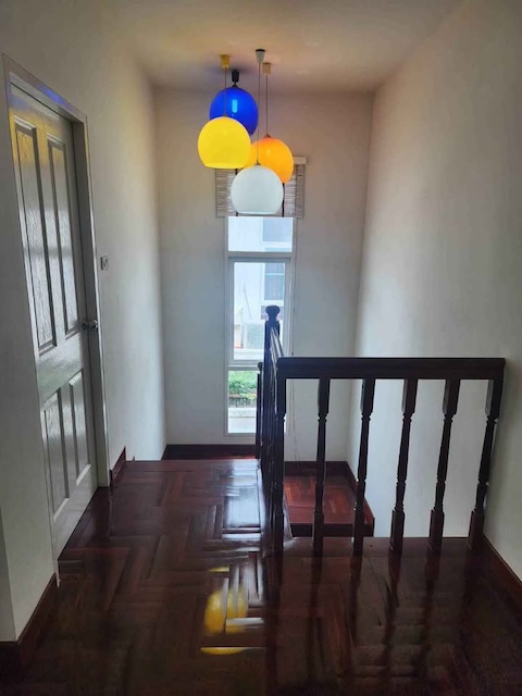 ประกาศฟรี! ซื้อ-ขาย-เช่า คอนโด บ้าน ทาวน์โฮม ที่ดิน และพื้นที่เชิงพาณิชย์ทั่วประเทศไทย ทุกทำเล ทุกงบประมาณ ไม่มีค่าใช้จ่าย ลงง่าย ขายไว เข้าถึงผู้ซื้อโดยตรง 4 291496pic3.jpg