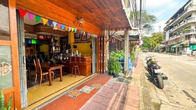 ประกาศฟรี! ซื้อ-ขาย-เช่า คอนโด บ้าน ทาวน์โฮม ที่ดิน และพื้นที่เชิงพาณิชย์ทั่วประเทศไทย ทุกทำเล ทุกงบประมาณ ไม่มีค่าใช้จ่าย ลงง่าย ขายไว เข้าถึงผู้ซื้อโดยตรง 3 291696pic2.jpg