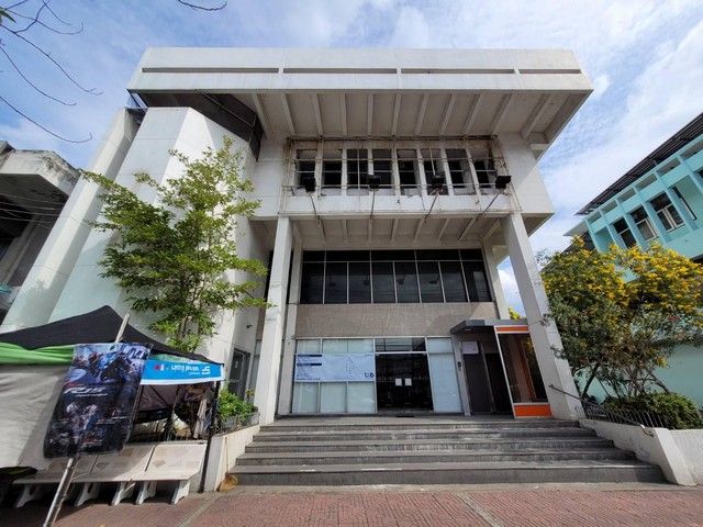 ประกาศฟรี! ซื้อ-ขาย-เช่า คอนโด บ้าน ทาวน์โฮม ที่ดิน และพื้นที่เชิงพาณิชย์ทั่วประเทศไทย ทุกทำเล ทุกงบประมาณ ไม่มีค่าใช้จ่าย ลงง่าย ขายไว เข้าถึงผู้ซื้อโดยตรง 2 197896pic1.jpg