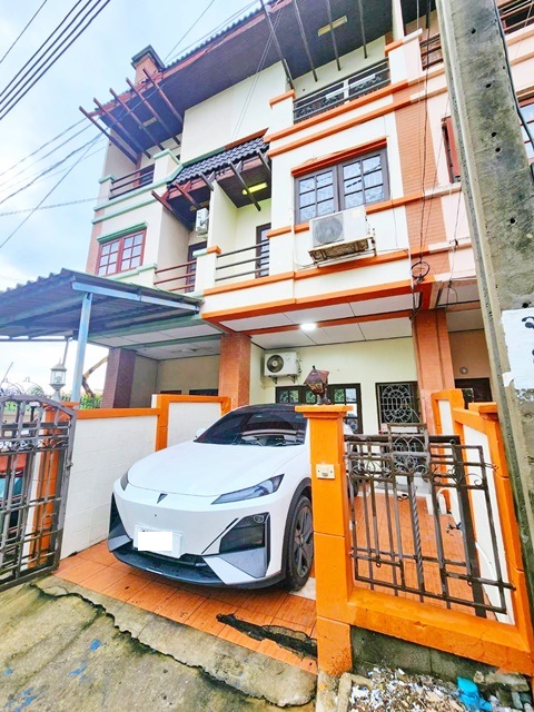 ประกาศฟรี! ซื้อ-ขาย-เช่า คอนโด บ้าน ทาวน์โฮม ที่ดิน และพื้นที่เชิงพาณิชย์ทั่วประเทศไทย ทุกทำเล ทุกงบประมาณ ไม่มีค่าใช้จ่าย ลงง่าย ขายไว เข้าถึงผู้ซื้อโดยตรง 2 227125pic1.jpg