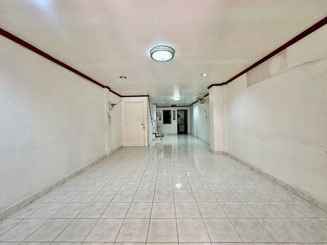 ประกาศฟรี! ซื้อ-ขาย-เช่า คอนโด บ้าน ทาวน์โฮม ที่ดิน และพื้นที่เชิงพาณิชย์ทั่วประเทศไทย ทุกทำเล ทุกงบประมาณ ไม่มีค่าใช้จ่าย ลงง่าย ขายไว เข้าถึงผู้ซื้อโดยตรง 3 290411pic2.jpg