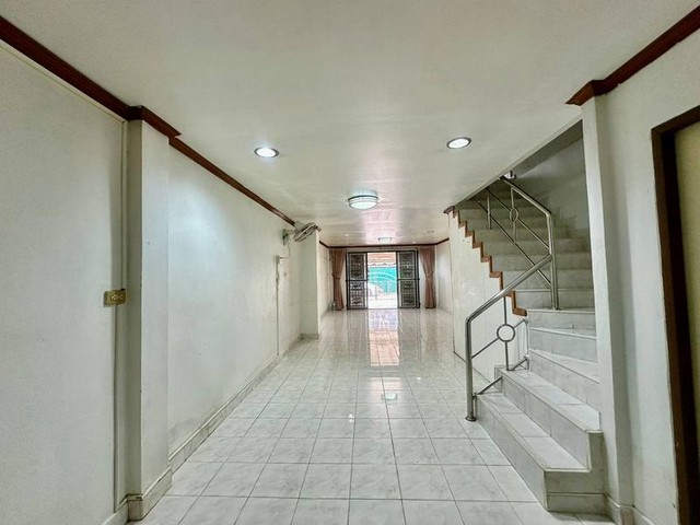 ประกาศฟรี! ซื้อ-ขาย-เช่า คอนโด บ้าน ทาวน์โฮม ที่ดิน และพื้นที่เชิงพาณิชย์ทั่วประเทศไทย ทุกทำเล ทุกงบประมาณ ไม่มีค่าใช้จ่าย ลงง่าย ขายไว เข้าถึงผู้ซื้อโดยตรง 4 290411pic3.jpg