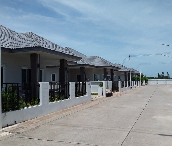 ประกาศฟรี! ซื้อ-ขาย-เช่า คอนโด บ้าน ทาวน์โฮม ที่ดิน และพื้นที่เชิงพาณิชย์ทั่วประเทศไทย ทุกทำเล ทุกงบประมาณ ไม่มีค่าใช้จ่าย ลงง่าย ขายไว เข้าถึงผู้ซื้อโดยตรง 4 204180pic3.jpg