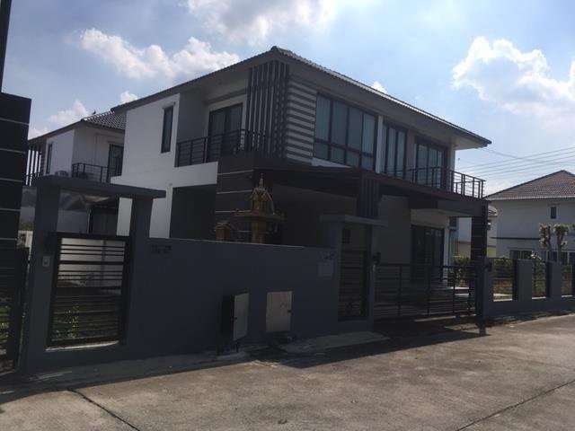 ประกาศฟรี! ซื้อ-ขาย-เช่า คอนโด บ้าน ทาวน์โฮม ที่ดิน และพื้นที่เชิงพาณิชย์ทั่วประเทศไทย ทุกทำเล ทุกงบประมาณ ไม่มีค่าใช้จ่าย ลงง่าย ขายไว เข้าถึงผู้ซื้อโดยตรง 3 204179pic2.jpg