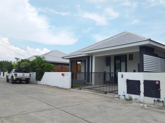 ประกาศฟรี! ซื้อ-ขาย-เช่า คอนโด บ้าน ทาวน์โฮม ที่ดิน และพื้นที่เชิงพาณิชย์ทั่วประเทศไทย ทุกทำเล ทุกงบประมาณ ไม่มีค่าใช้จ่าย ลงง่าย ขายไว เข้าถึงผู้ซื้อโดยตรง 3 204176pic2.jpg