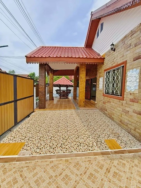 ประกาศฟรี! ซื้อ-ขาย-เช่า คอนโด บ้าน ทาวน์โฮม ที่ดิน และพื้นที่เชิงพาณิชย์ทั่วประเทศไทย ทุกทำเล ทุกงบประมาณ ไม่มีค่าใช้จ่าย ลงง่าย ขายไว เข้าถึงผู้ซื้อโดยตรง 3 229609pic2.jpg