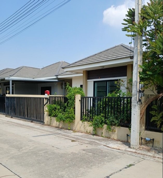 ประกาศฟรี! ซื้อ-ขาย-เช่า คอนโด บ้าน ทาวน์โฮม ที่ดิน และพื้นที่เชิงพาณิชย์ทั่วประเทศไทย ทุกทำเล ทุกงบประมาณ ไม่มีค่าใช้จ่าย ลงง่าย ขายไว เข้าถึงผู้ซื้อโดยตรง 3 213189pic2.jpg