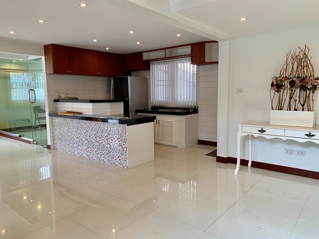 ประกาศฟรี! ซื้อ-ขาย-เช่า คอนโด บ้าน ทาวน์โฮม ที่ดิน และพื้นที่เชิงพาณิชย์ทั่วประเทศไทย ทุกทำเล ทุกงบประมาณ ไม่มีค่าใช้จ่าย ลงง่าย ขายไว เข้าถึงผู้ซื้อโดยตรง 4 503344pic3.jpg