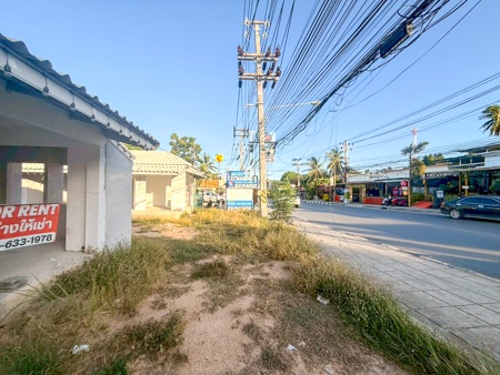 ประกาศฟรี! ซื้อ-ขาย-เช่า คอนโด บ้าน ทาวน์โฮม ที่ดิน และพื้นที่เชิงพาณิชย์ทั่วประเทศไทย ทุกทำเล ทุกงบประมาณ ไม่มีค่าใช้จ่าย ลงง่าย ขายไว เข้าถึงผู้ซื้อโดยตรง 3 291905pic2.jpg