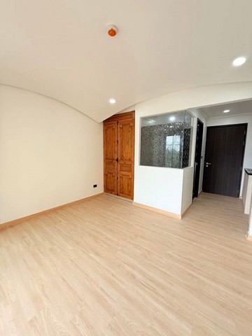 ประกาศฟรี! ซื้อ-ขาย-เช่า คอนโด บ้าน ทาวน์โฮม ที่ดิน และพื้นที่เชิงพาณิชย์ทั่วประเทศไทย ทุกทำเล ทุกงบประมาณ ไม่มีค่าใช้จ่าย ลงง่าย ขายไว เข้าถึงผู้ซื้อโดยตรง 4 291000pic3.jpg