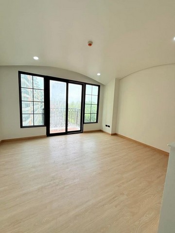 ประกาศฟรี! ซื้อ-ขาย-เช่า คอนโด บ้าน ทาวน์โฮม ที่ดิน และพื้นที่เชิงพาณิชย์ทั่วประเทศไทย ทุกทำเล ทุกงบประมาณ ไม่มีค่าใช้จ่าย ลงง่าย ขายไว เข้าถึงผู้ซื้อโดยตรง 5 291000pic4.jpg