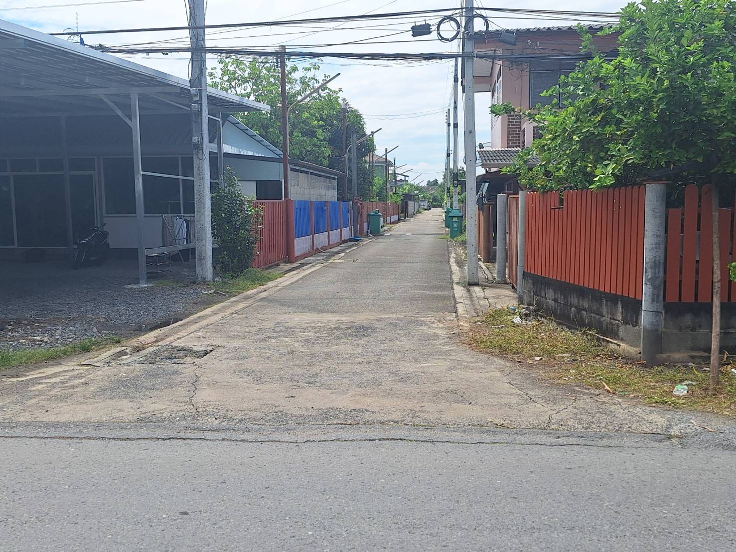 ประกาศฟรี! ซื้อ-ขาย-เช่า คอนโด บ้าน ทาวน์โฮม ที่ดิน และพื้นที่เชิงพาณิชย์ทั่วประเทศไทย ทุกทำเล ทุกงบประมาณ ไม่มีค่าใช้จ่าย ลงง่าย ขายไว เข้าถึงผู้ซื้อโดยตรง 3 291913pic2.jpg