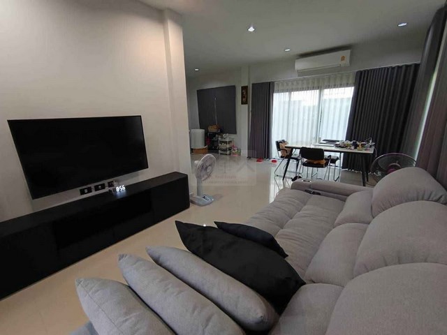 ประกาศฟรี! ซื้อ-ขาย-เช่า คอนโด บ้าน ทาวน์โฮม ที่ดิน และพื้นที่เชิงพาณิชย์ทั่วประเทศไทย ทุกทำเล ทุกงบประมาณ ไม่มีค่าใช้จ่าย ลงง่าย ขายไว เข้าถึงผู้ซื้อโดยตรง 5 503486pic4.jpg