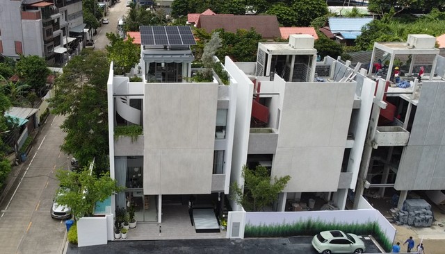 ประกาศฟรี! ซื้อ-ขาย-เช่า คอนโด บ้าน ทาวน์โฮม ที่ดิน และพื้นที่เชิงพาณิชย์ทั่วประเทศไทย ทุกทำเล ทุกงบประมาณ ไม่มีค่าใช้จ่าย ลงง่าย ขายไว เข้าถึงผู้ซื้อโดยตรง 3 230069pic2.jpg