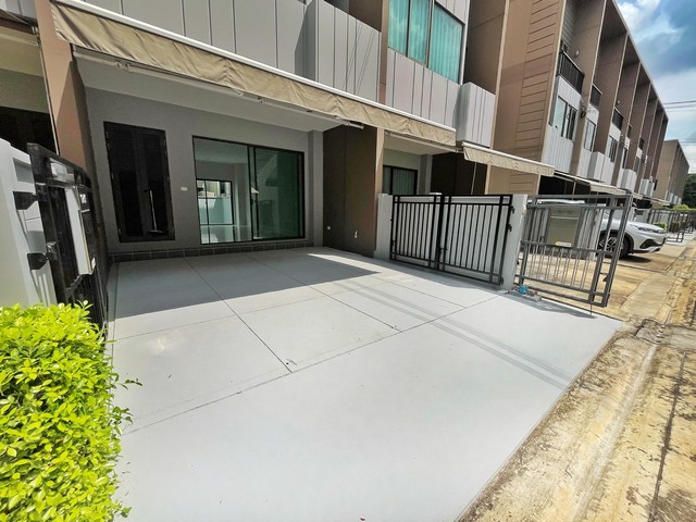 ประกาศฟรี! ซื้อ-ขาย-เช่า คอนโด บ้าน ทาวน์โฮม ที่ดิน และพื้นที่เชิงพาณิชย์ทั่วประเทศไทย ทุกทำเล ทุกงบประมาณ ไม่มีค่าใช้จ่าย ลงง่าย ขายไว เข้าถึงผู้ซื้อโดยตรง 5 230068pic4.jpg