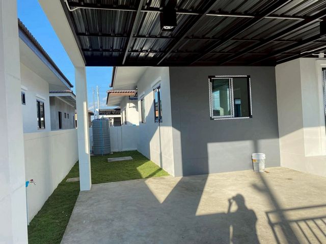 ประกาศฟรี! ซื้อ-ขาย-เช่า คอนโด บ้าน ทาวน์โฮม ที่ดิน และพื้นที่เชิงพาณิชย์ทั่วประเทศไทย ทุกทำเล ทุกงบประมาณ ไม่มีค่าใช้จ่าย ลงง่าย ขายไว เข้าถึงผู้ซื้อโดยตรง 3 230080pic2.jpg