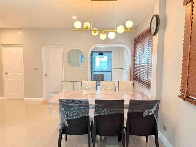 ประกาศฟรี! ซื้อ-ขาย-เช่า คอนโด บ้าน ทาวน์โฮม ที่ดิน และพื้นที่เชิงพาณิชย์ทั่วประเทศไทย ทุกทำเล ทุกงบประมาณ ไม่มีค่าใช้จ่าย ลงง่าย ขายไว เข้าถึงผู้ซื้อโดยตรง 4 503435pic3.jpg